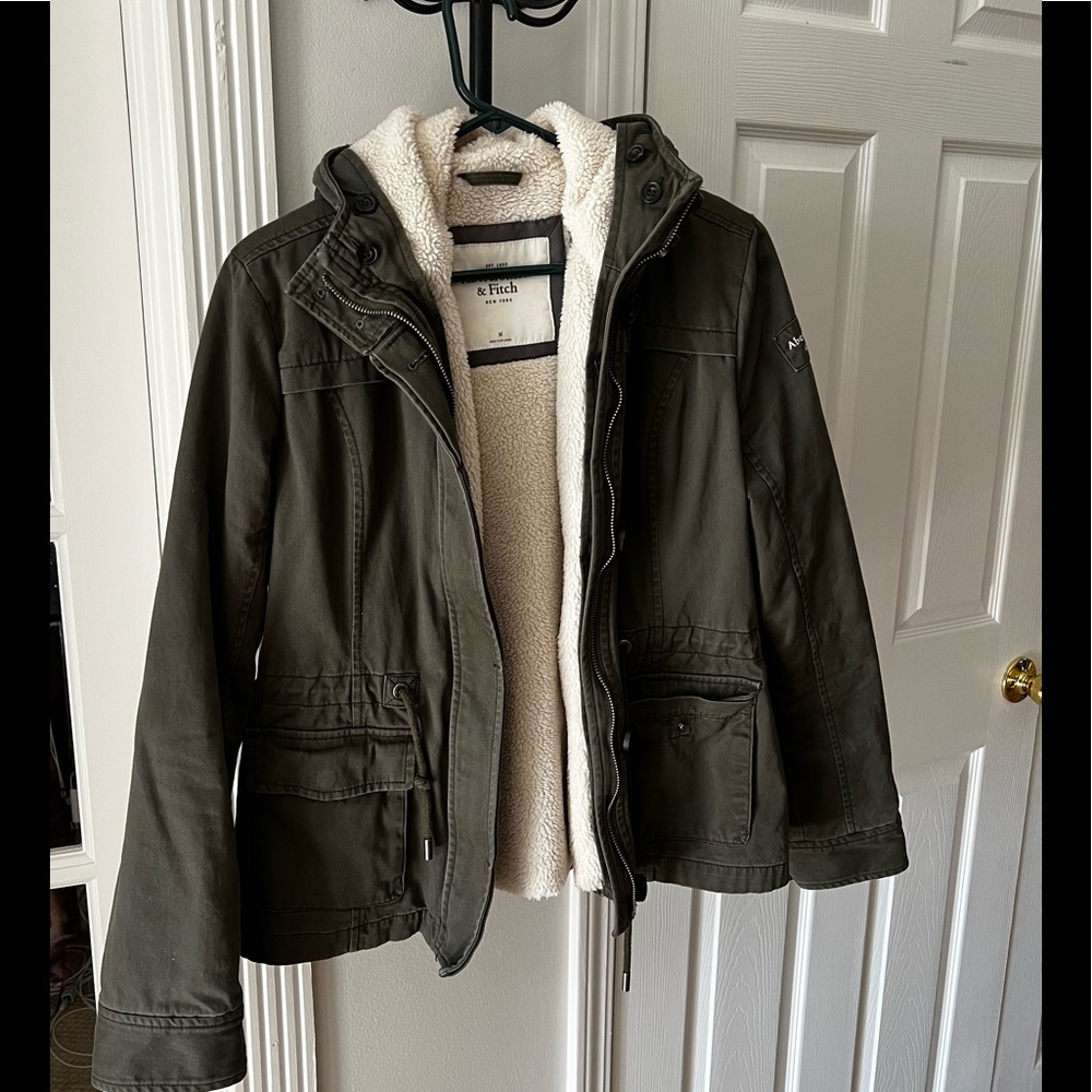 Double layered Darn Green Jacker